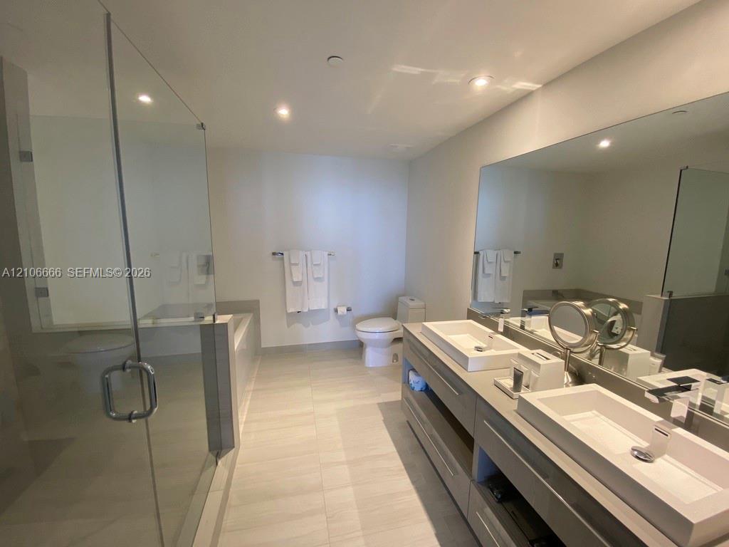 4010 S Ocean Drive R2607 Property Photo 14