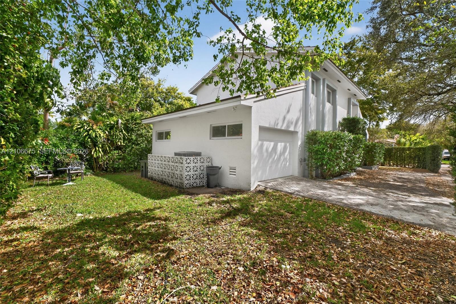 3231 Salzedo Street Property Photo 48