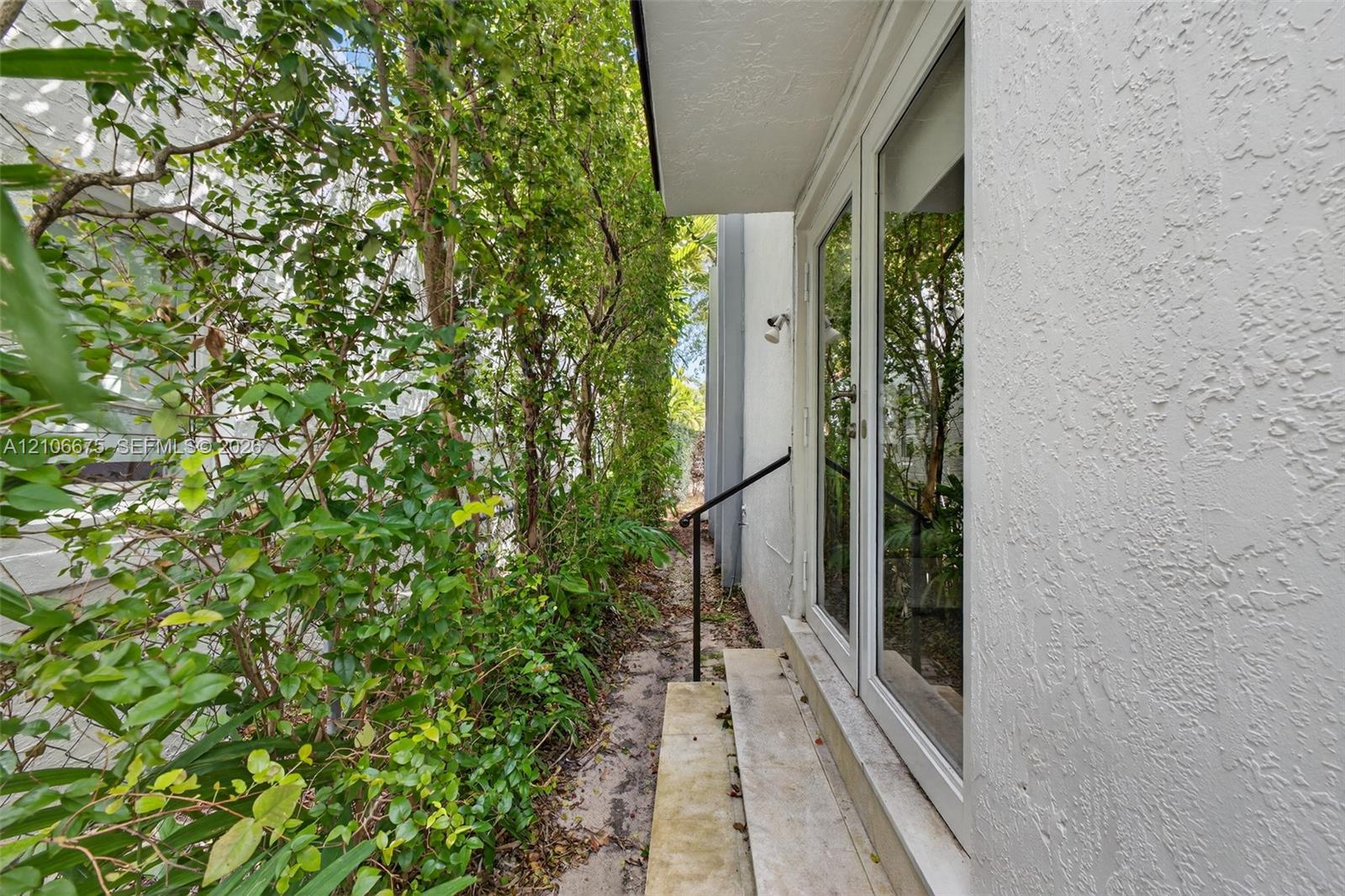 3231 Salzedo Street Property Photo 50