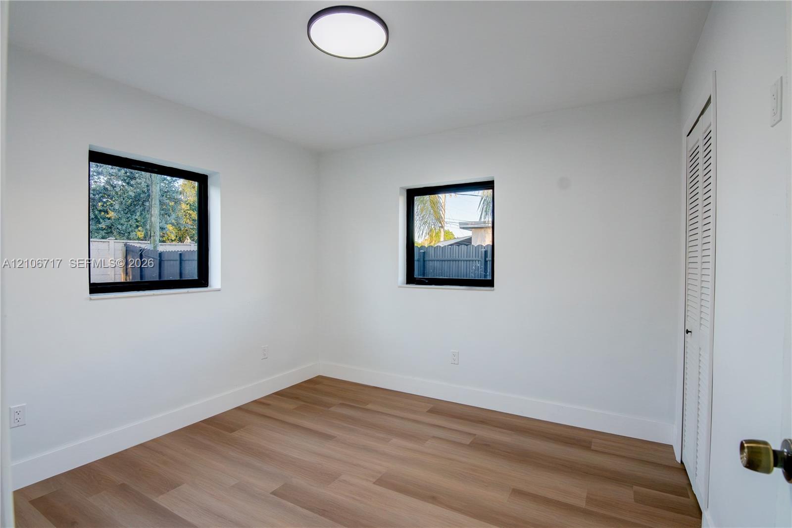 6811 Thomas Street Property Photo 14