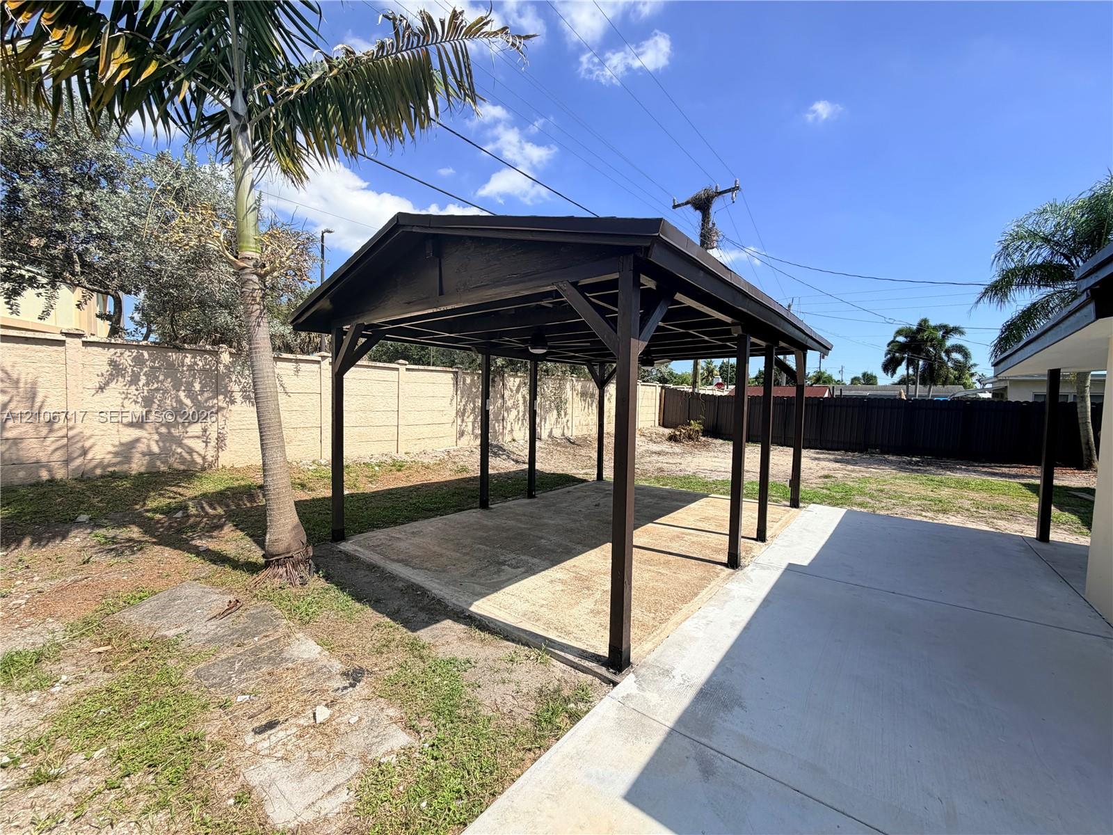 6811 Thomas Street Property Photo 25