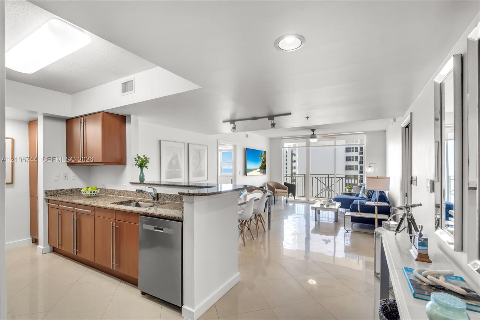 2080 S Ocean Drive 1207 Property Photo 8
