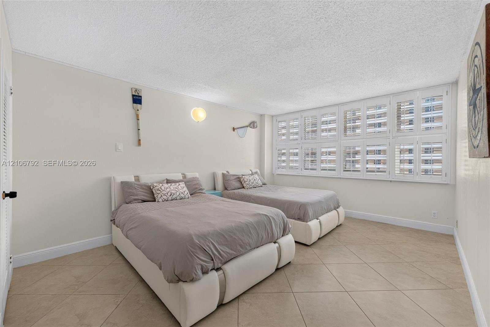 2030 S Ocean Drive 723 Property Photo 11