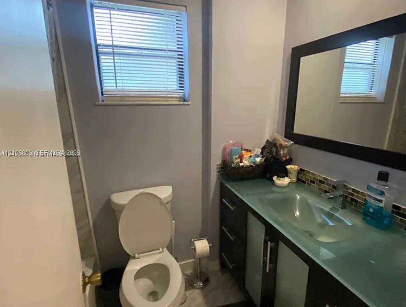 3820 Sw 52nd Avenue Property Photo 10