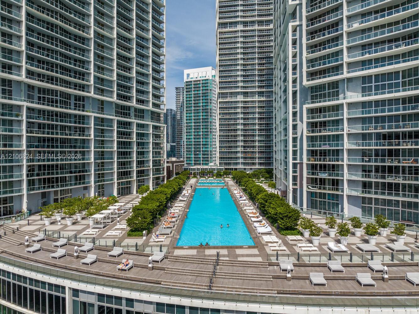 485 Brickell Avenue 4104 Property Photo 1