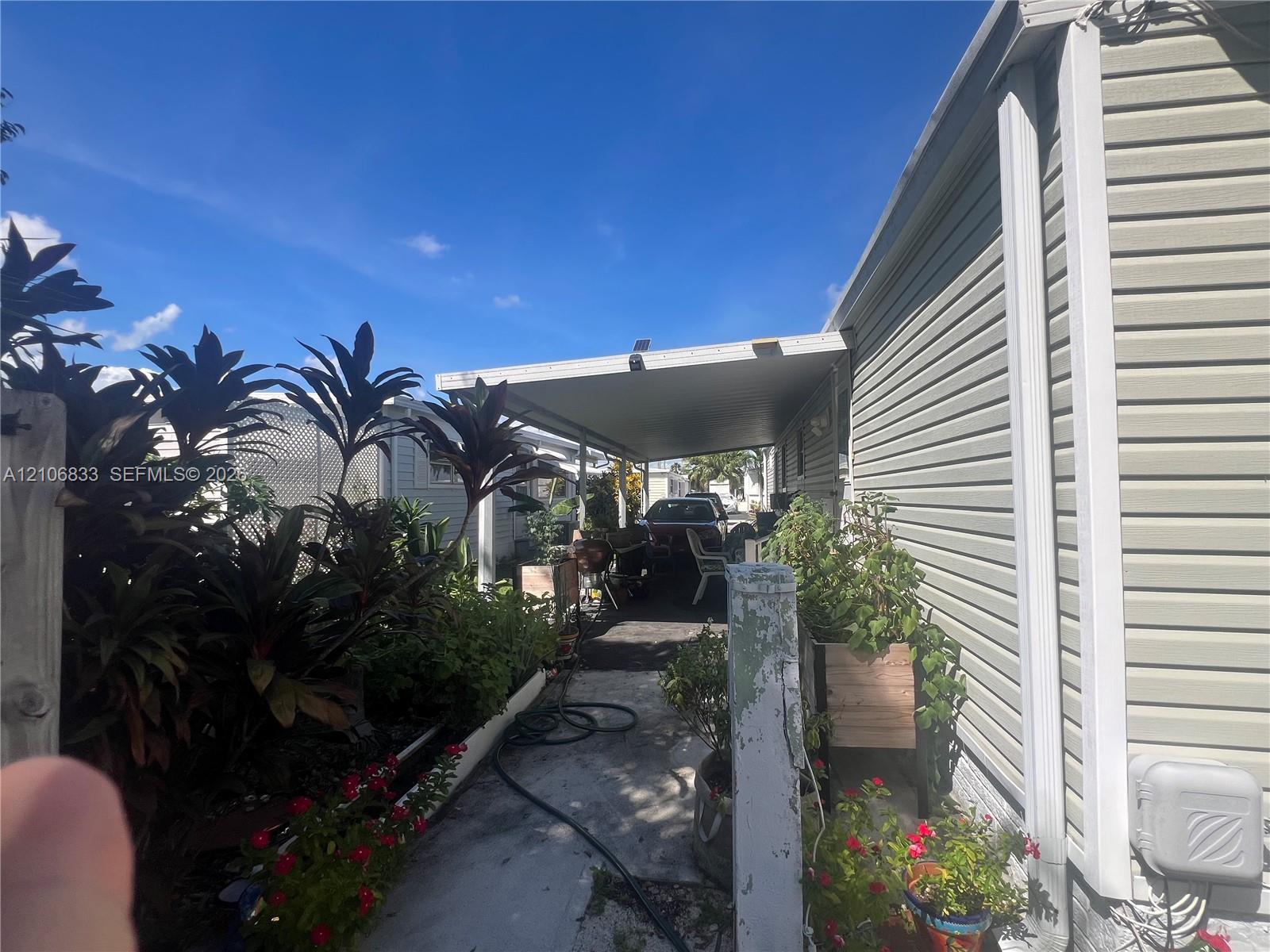 2782 E Marina Drive Property Photo 9
