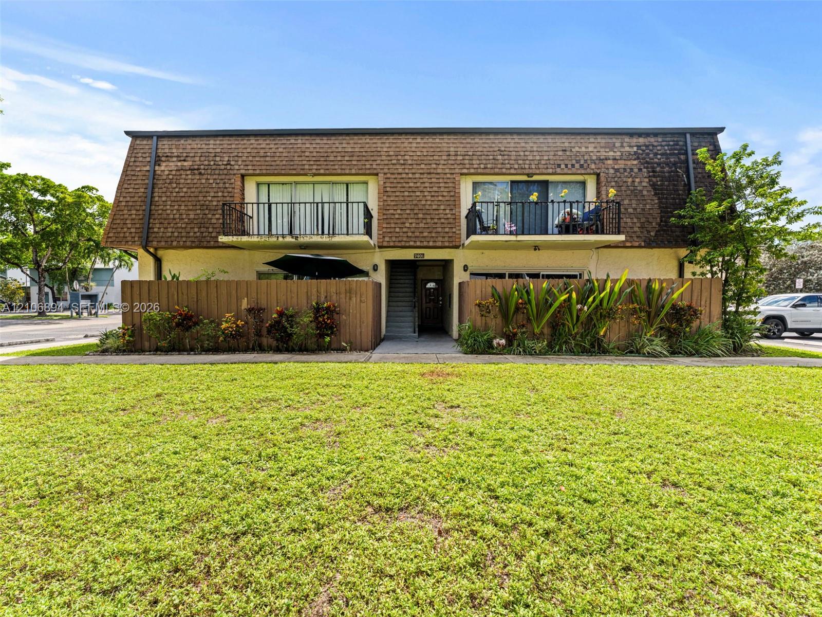 7401 W Sunrise Boulevard B1 Property Photo 1