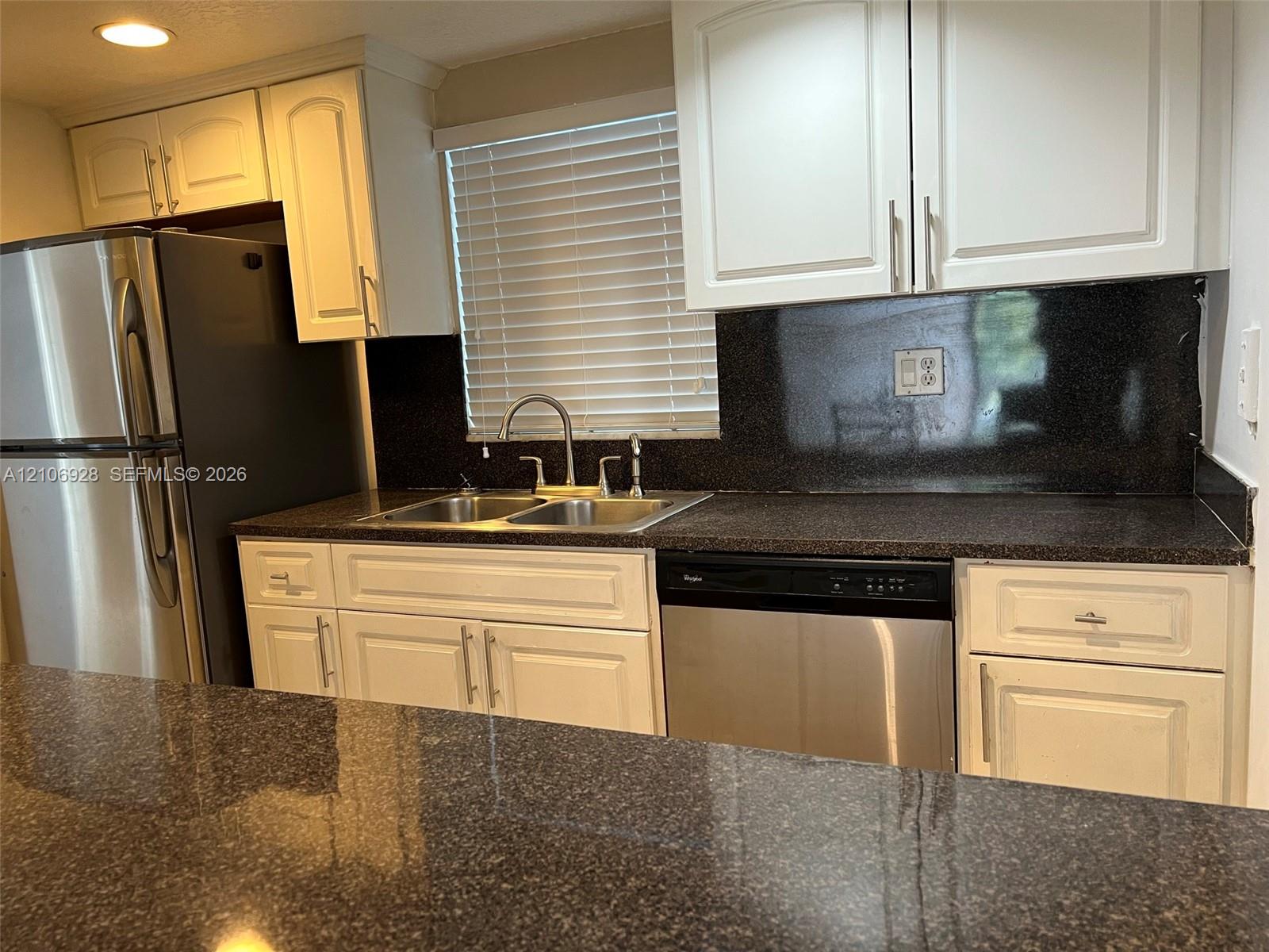 1900 N Congress Avenue 411 Property Photo 1