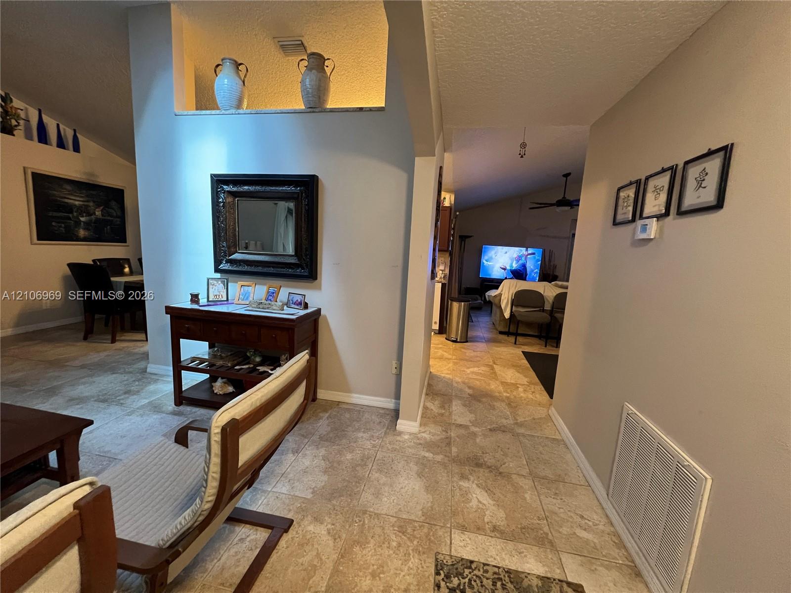 1681 Nw Jacobin Property Photo 8