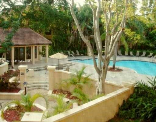 504 Gardens Drive 101 Property Photo 17