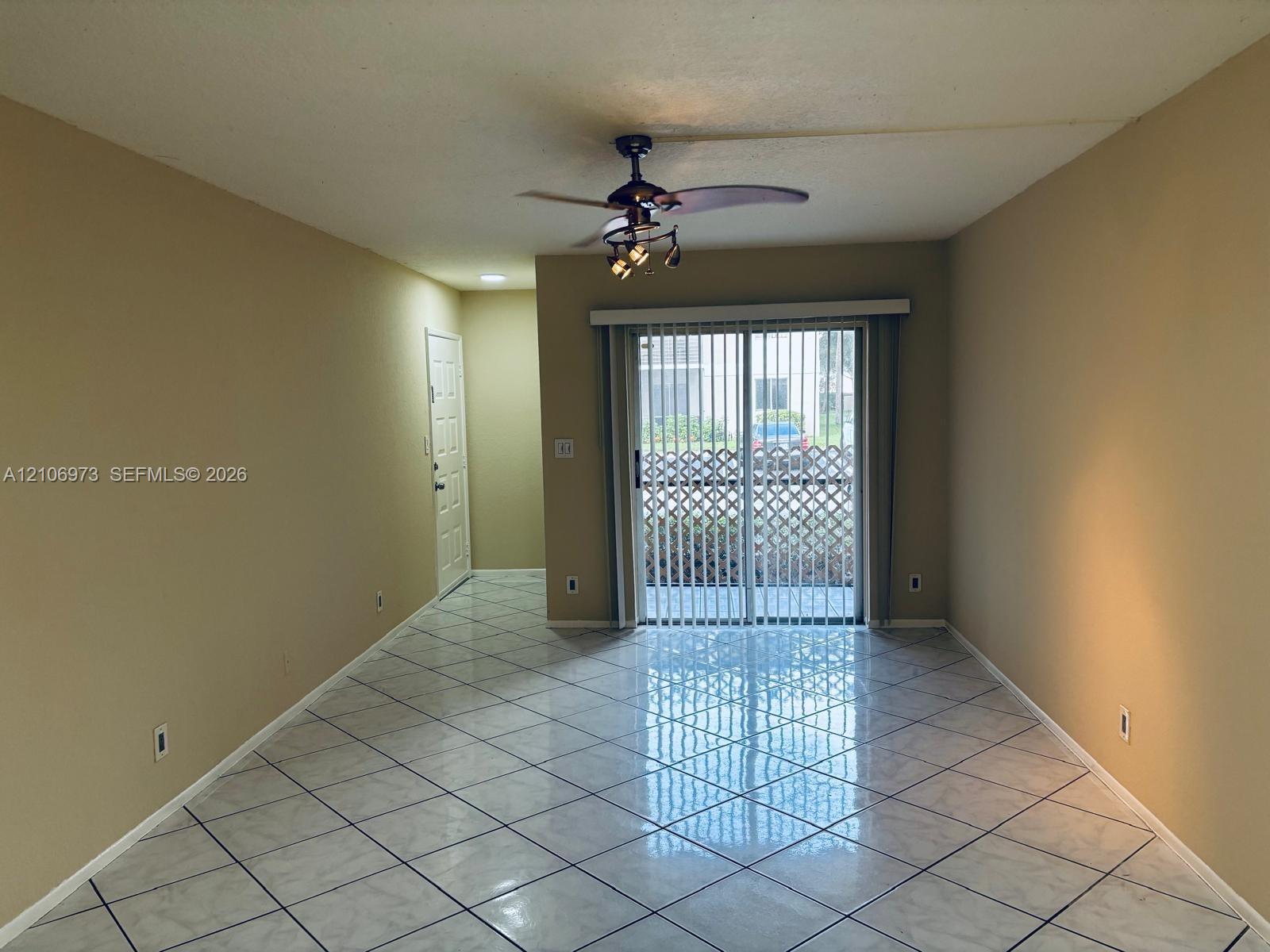 504 Gardens Drive 101 Property Photo 22