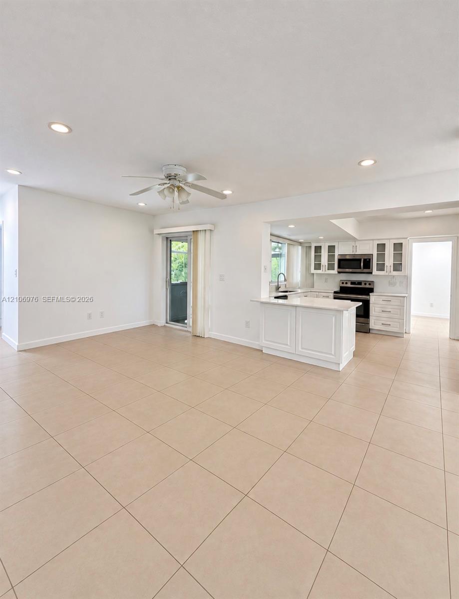 8376 Nw 16th Street Property Photo 11
