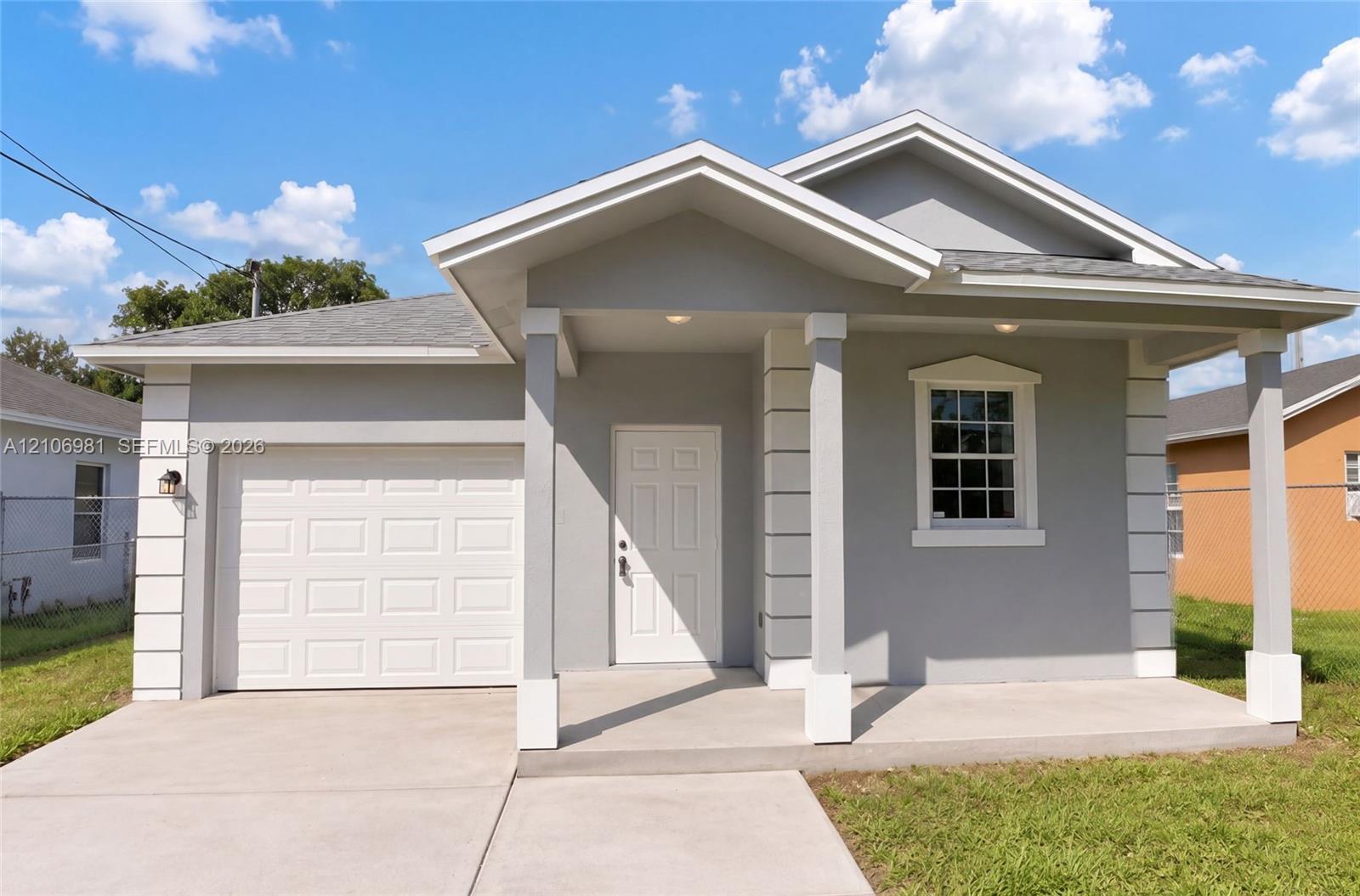 1295 N Railroad Avenue Property Photo 1