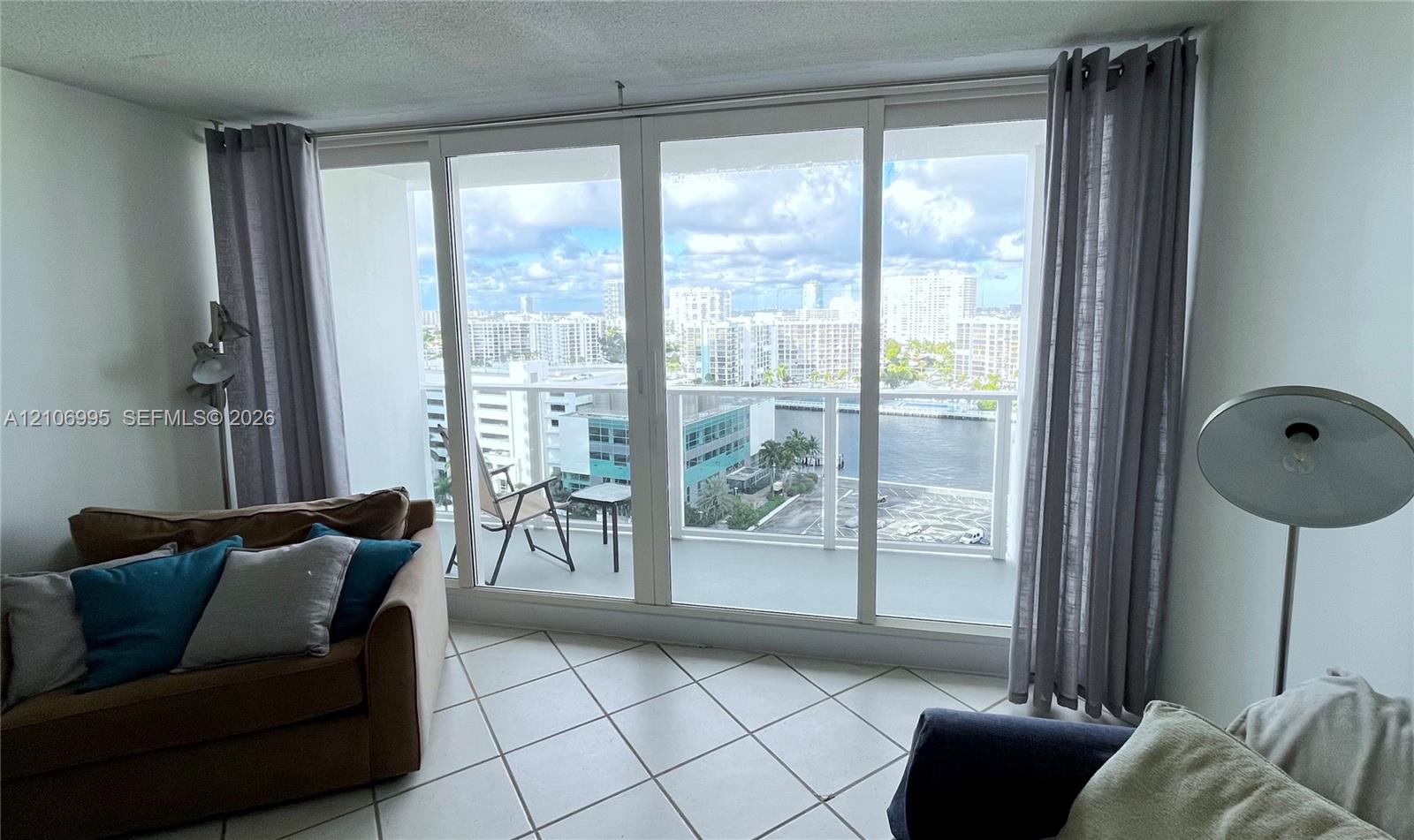 3505 S Ocean Drive 1404 Property Photo 1