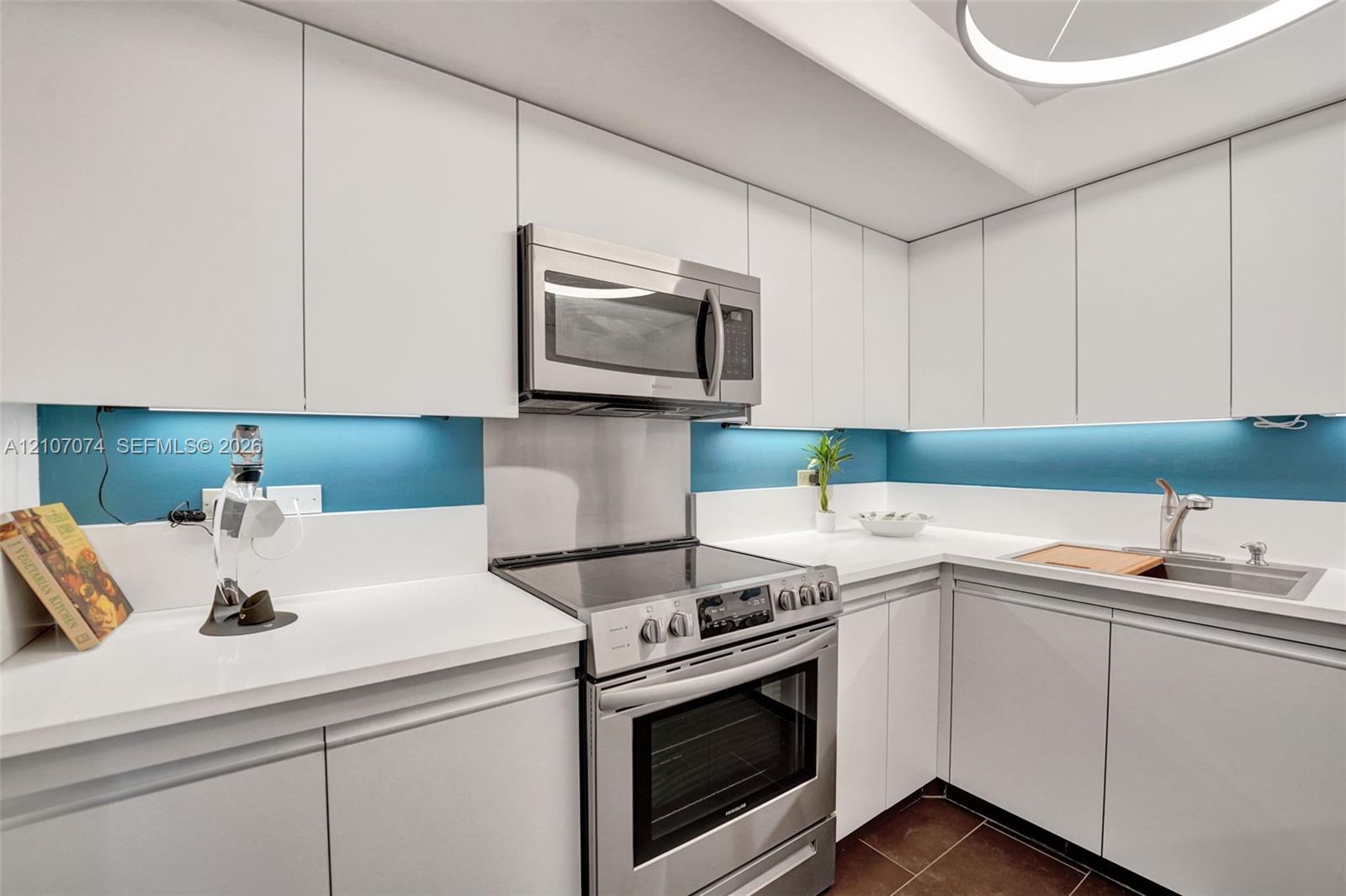 1201 S Ocean Drive 218n Property Photo 17