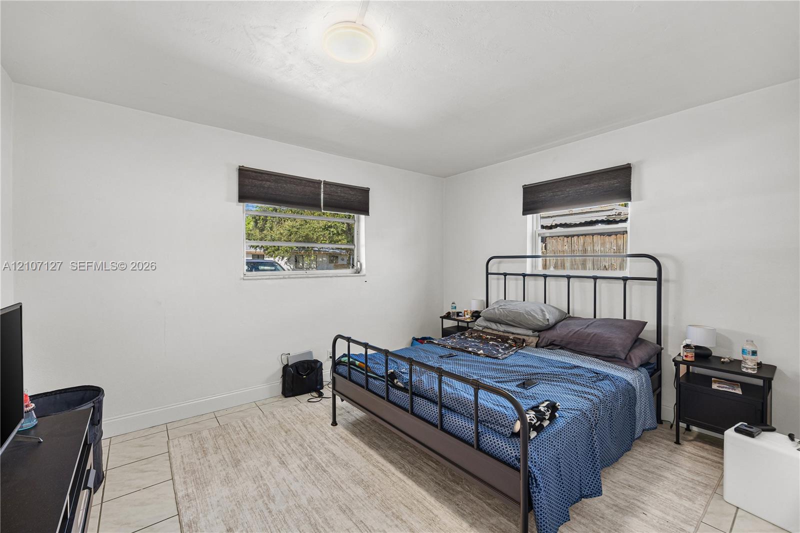 5220 Sw 57th Street Property Photo 3