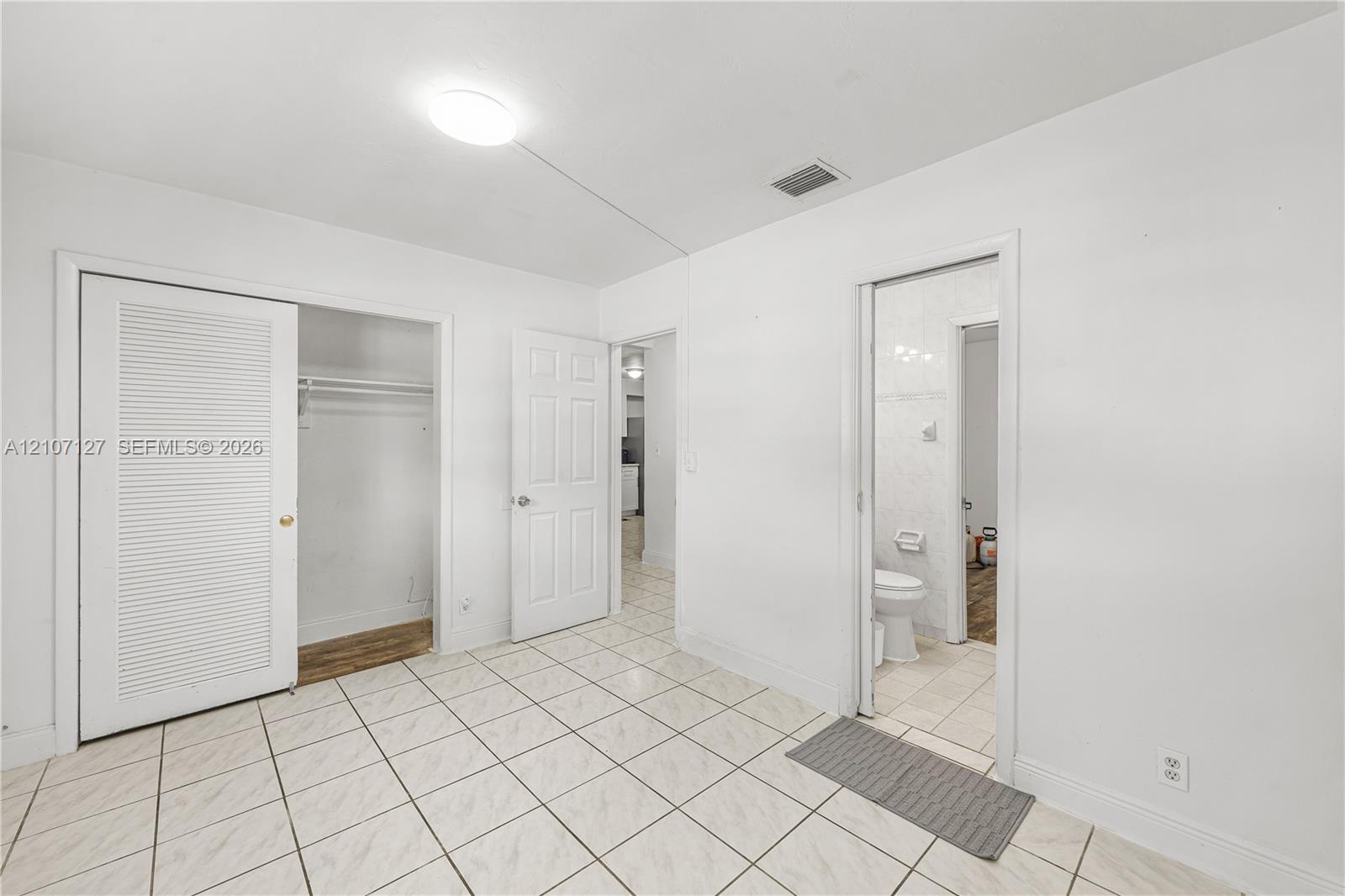 5220 Sw 57th Street Property Photo 11
