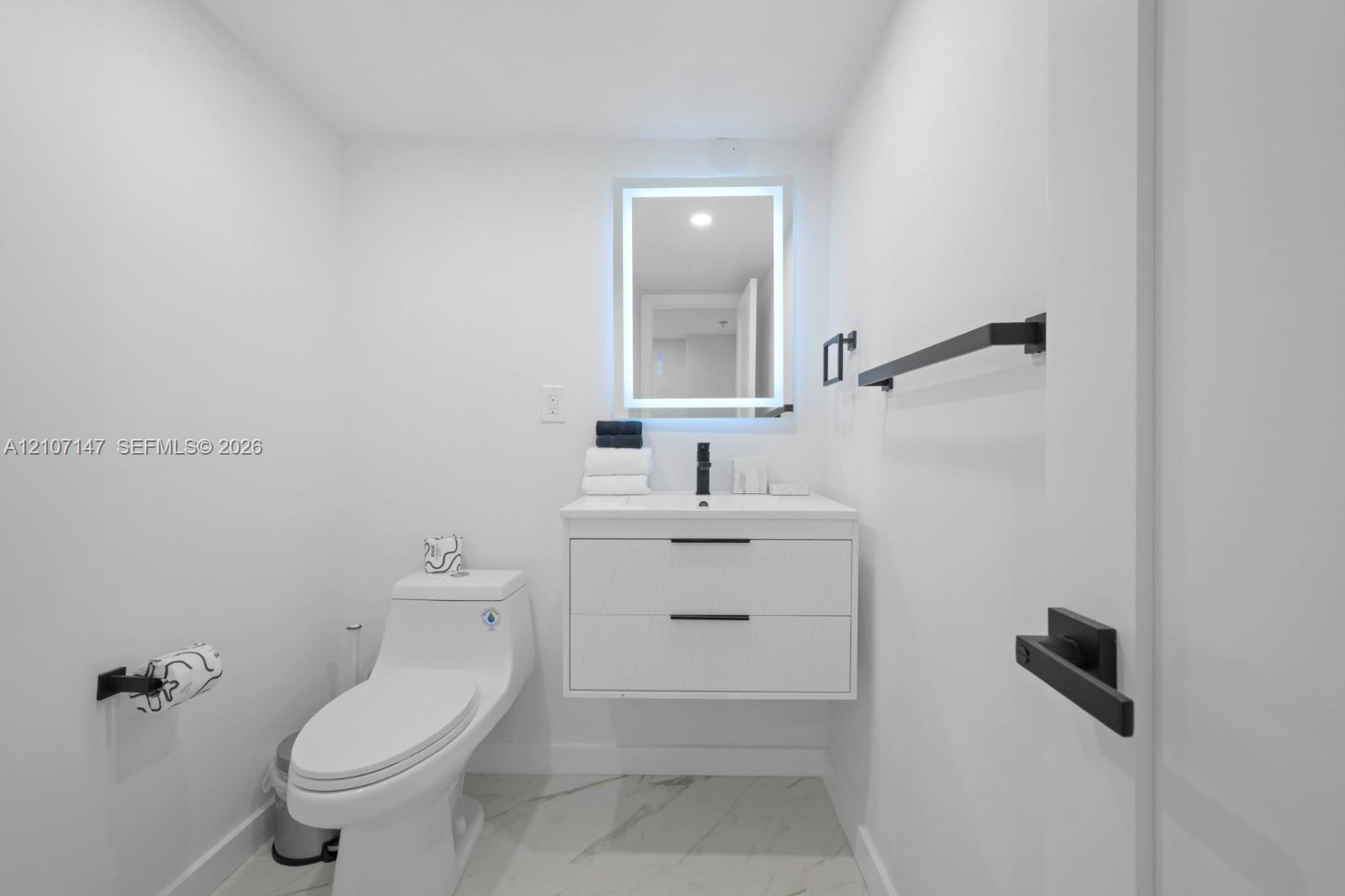 19370 Collins Avenue 1108 Property Photo 15