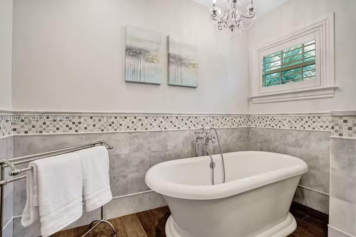 952 Lincoln Street . Property Photo 68
