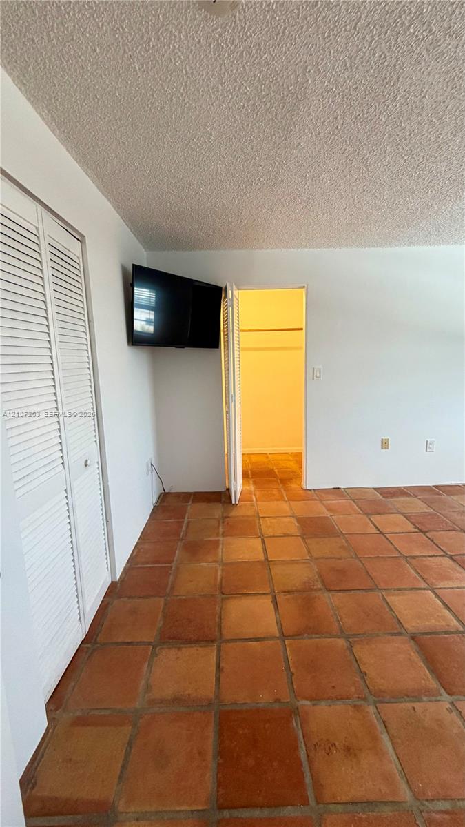 1418 Collins Avenue 503 Property Photo 16
