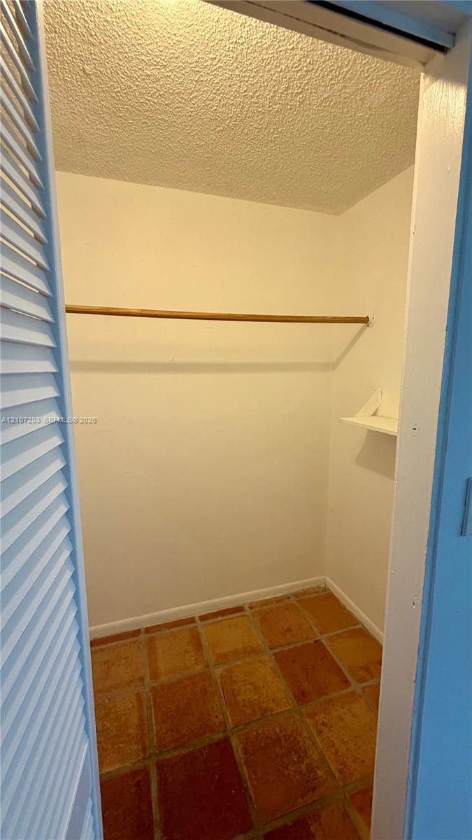 1418 Collins Avenue 503 Property Photo 18