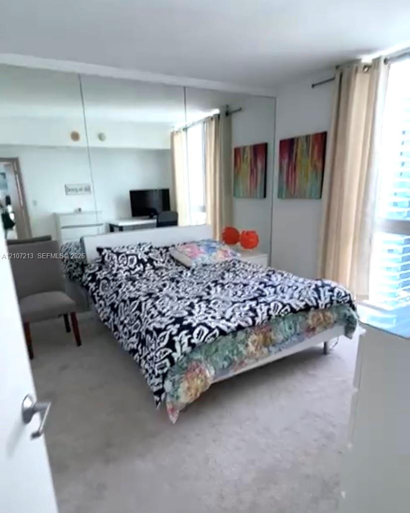 325 S Biscayne Boulevard 4214 Property Photo 5