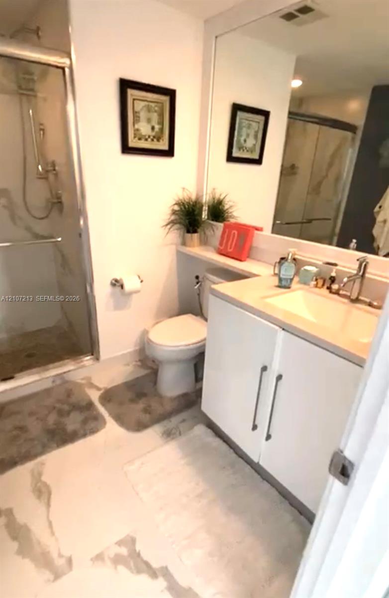 325 S Biscayne Boulevard 4214 Property Photo 7