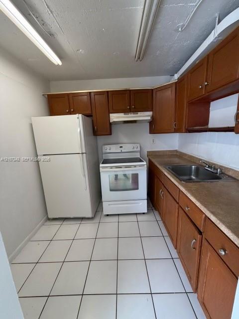 496 Nw 165th St Road D416 Property Photo 3