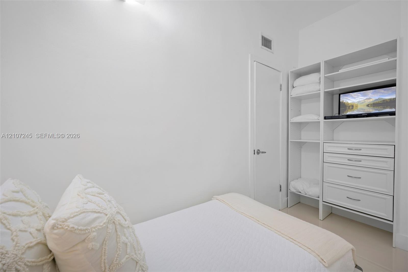 19370 Collins Avenue Ph-14 Property Photo 12