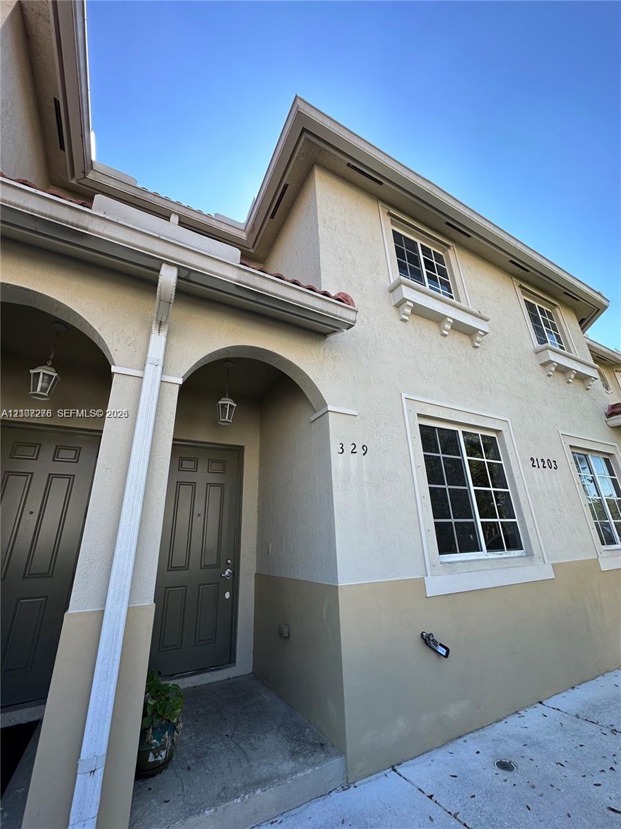 21107 Nw 14th Place 339 Property Photo 1