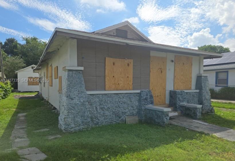 140 Nw 60th Street Property Photo 2