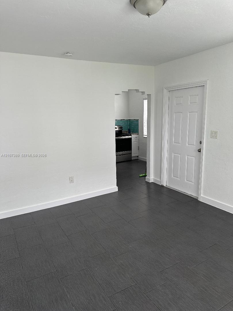 154 Sw 18th Court 2 Property Photo 3