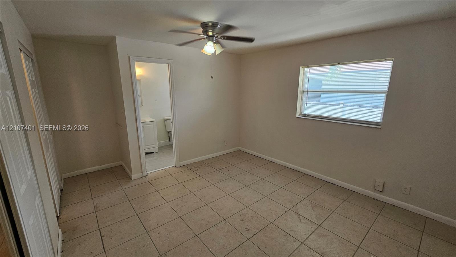 1524 Sw 5th Place C Property Photo 12