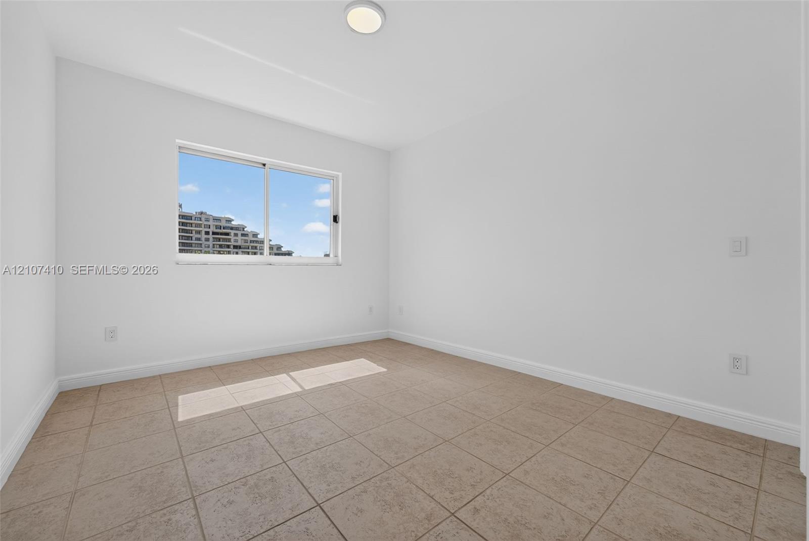 50 Ocean Lane Drive Ph601 Property Photo 18