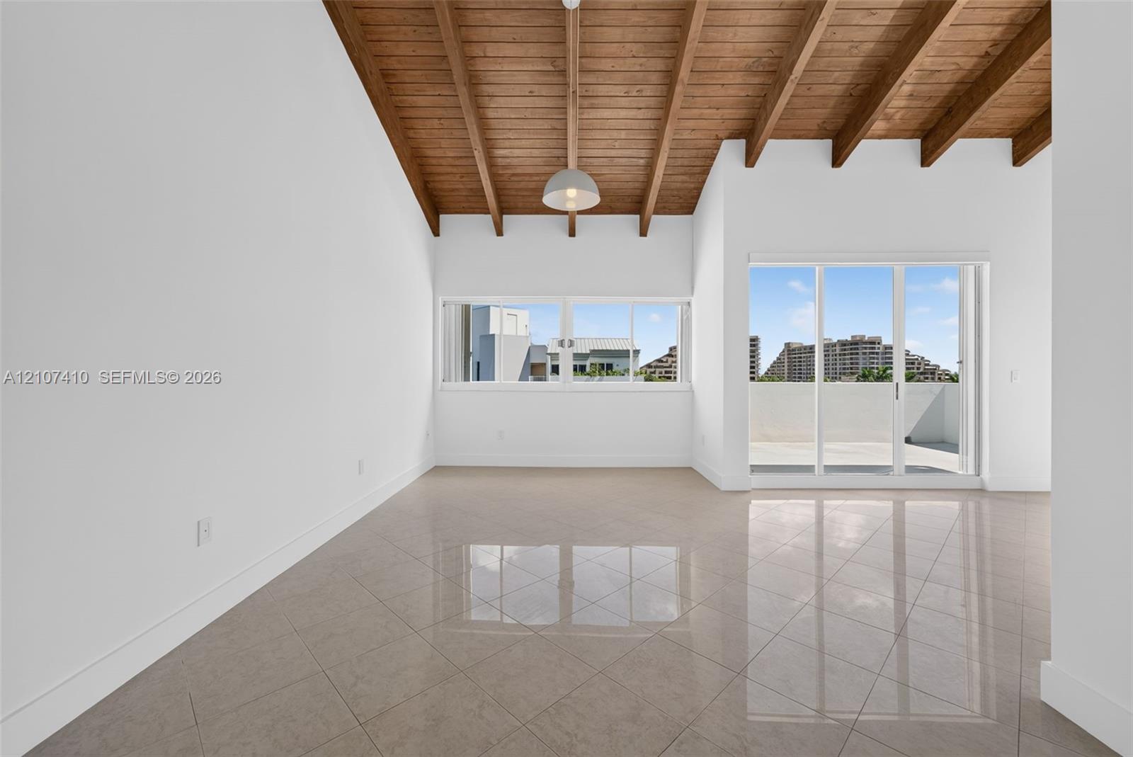 50 Ocean Lane Drive Ph601 Property Photo 30