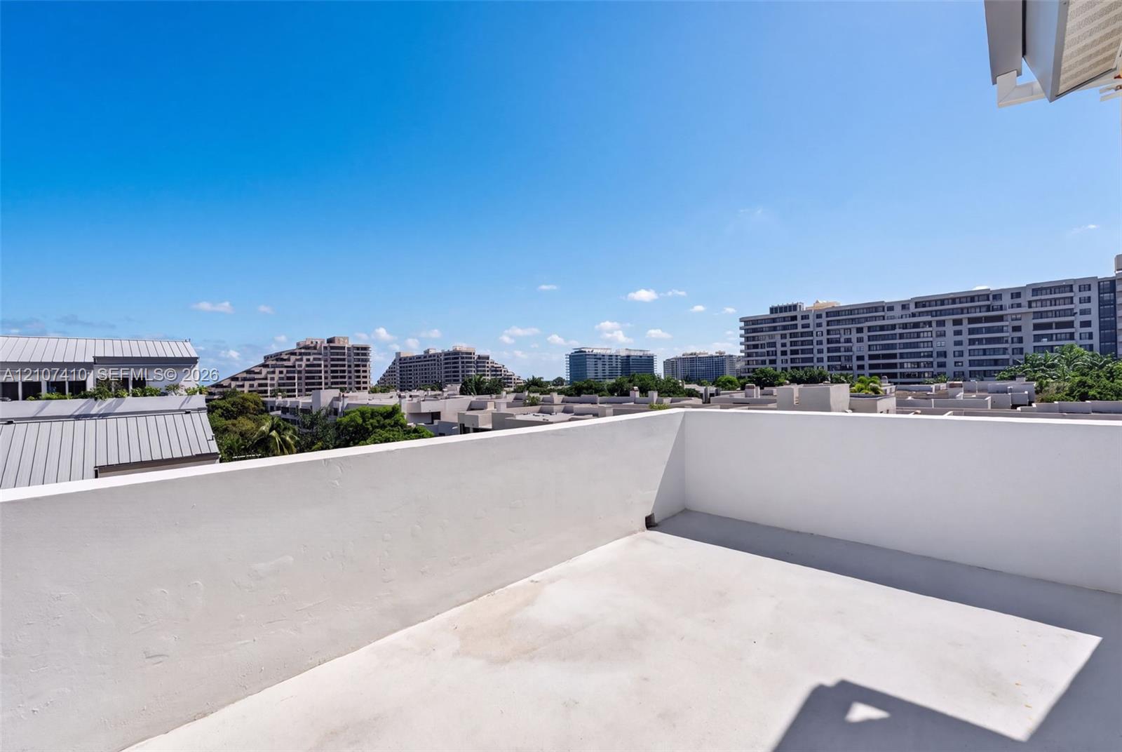 50 Ocean Lane Drive Ph601 Property Photo 39