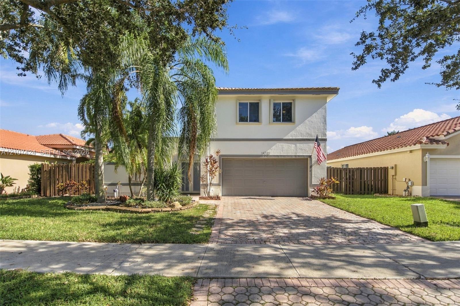 14702 Vista Luna Drive Property Photo 1
