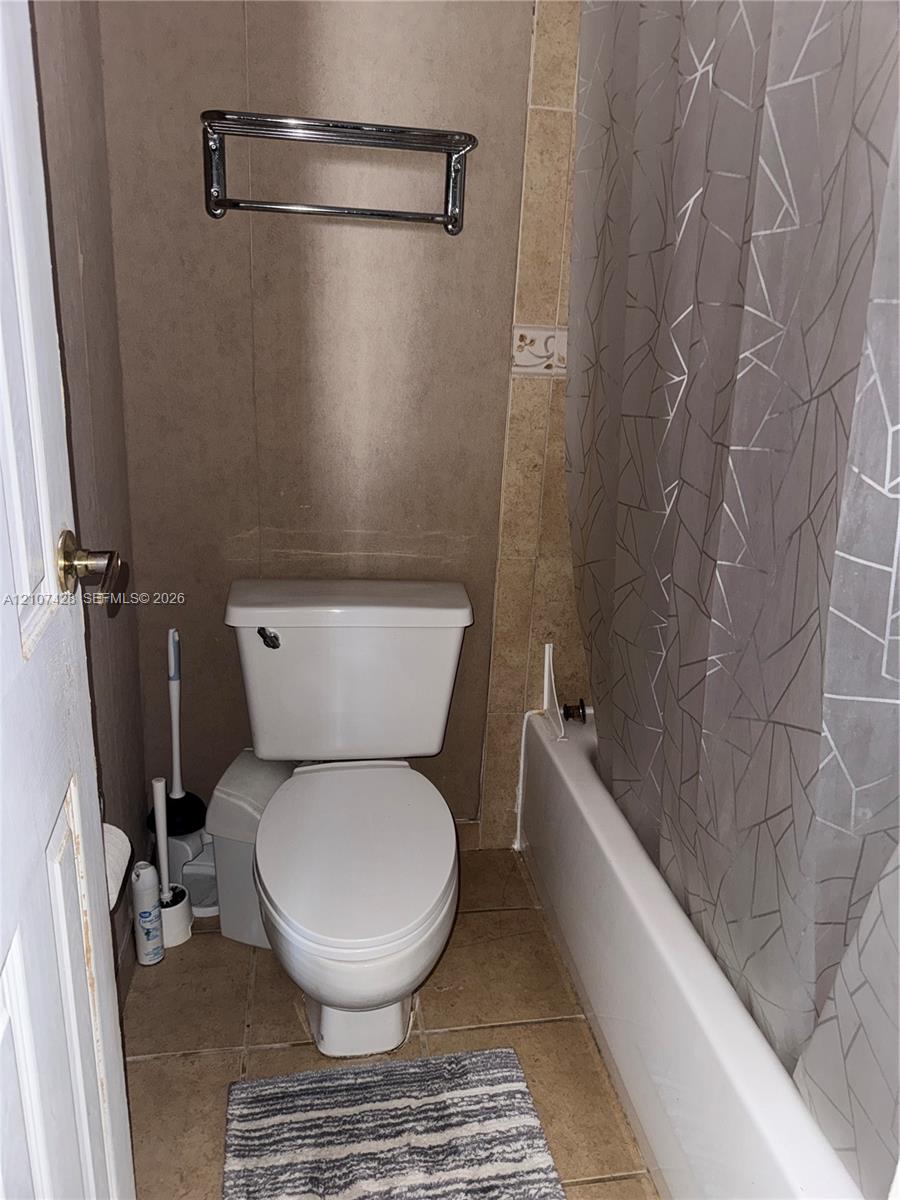 3475 N Country Club Drive 704 Property Photo 14