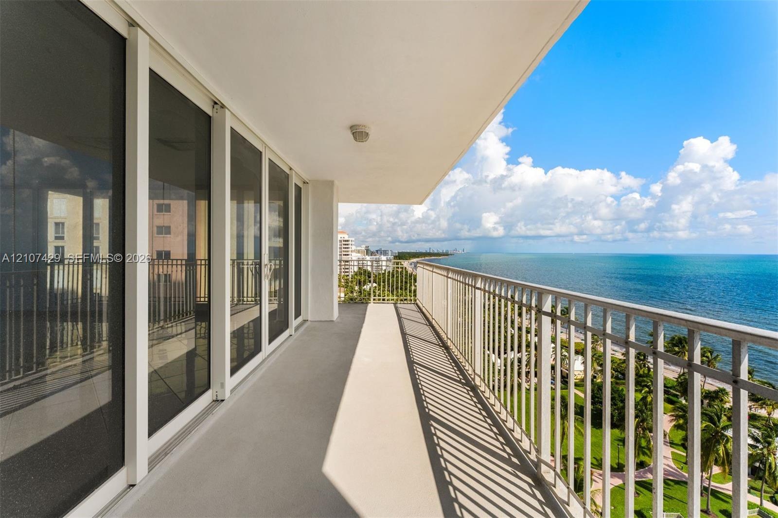 881 Ocean Drive 13h Property Photo 5
