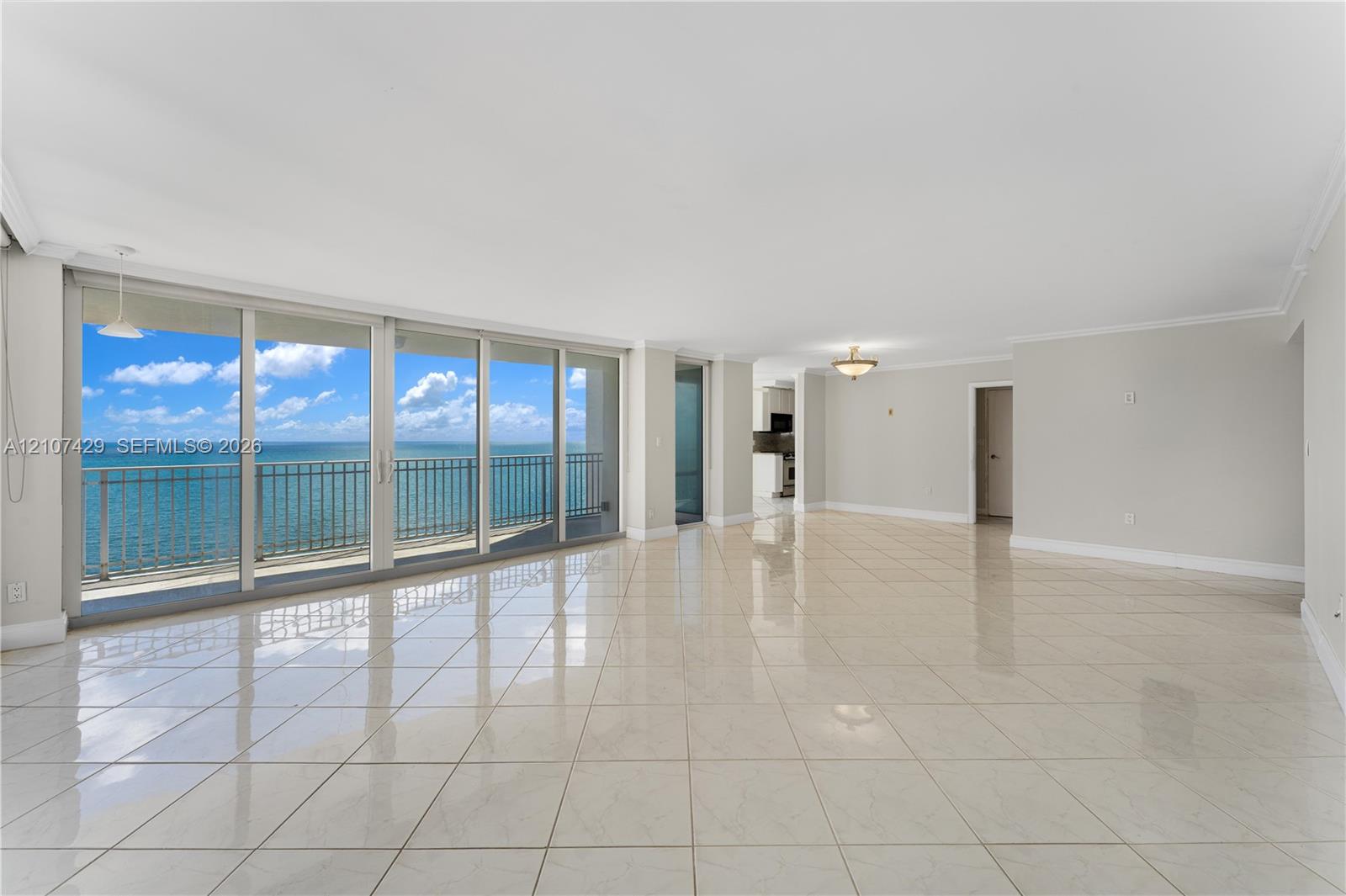 881 Ocean Drive 13h Property Photo 8