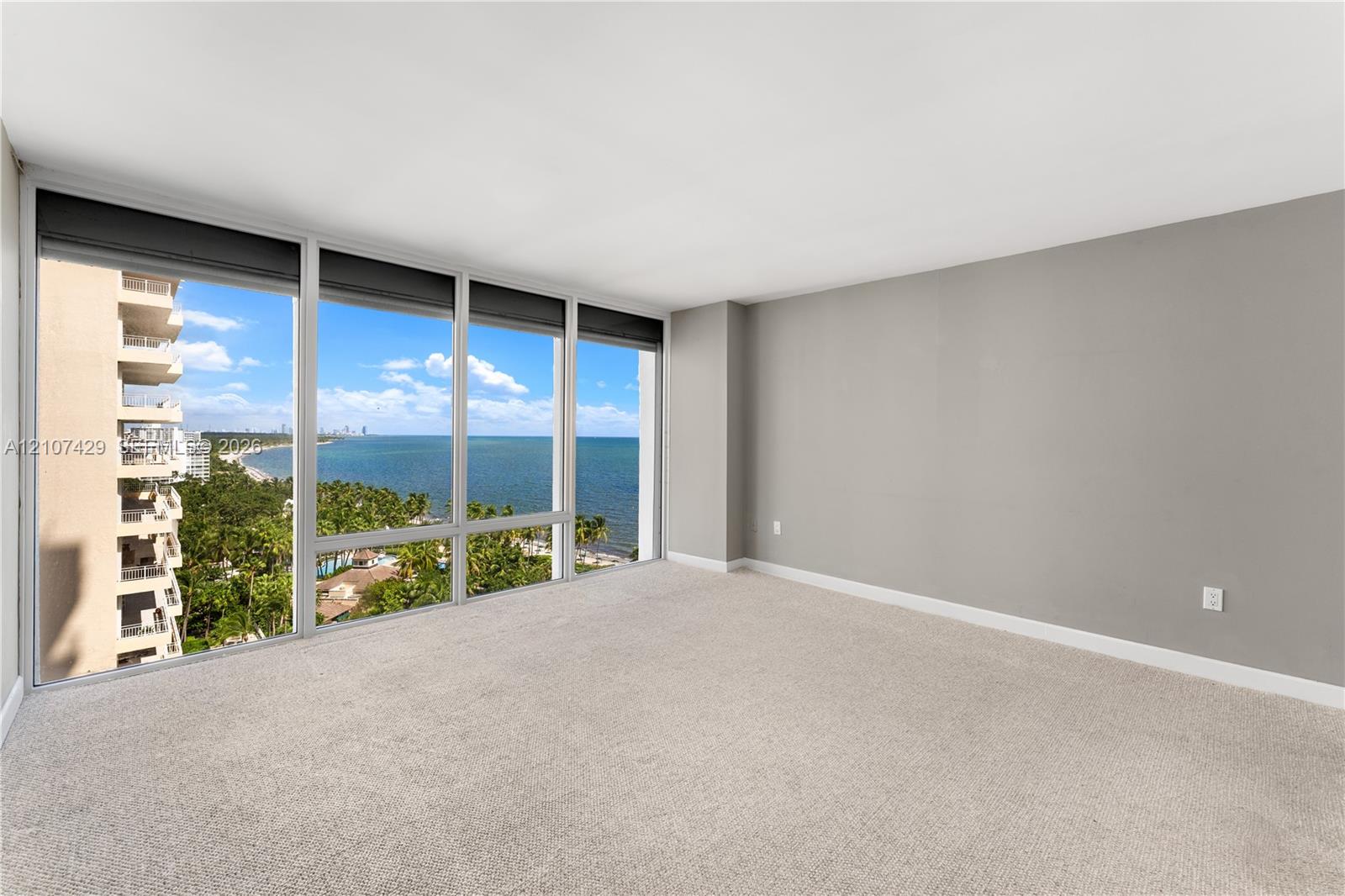 881 Ocean Drive 13h Property Photo 14