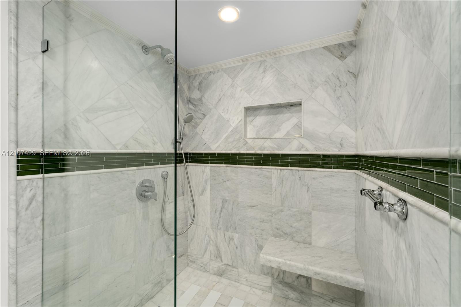 881 Ocean Drive 13h Property Photo 17