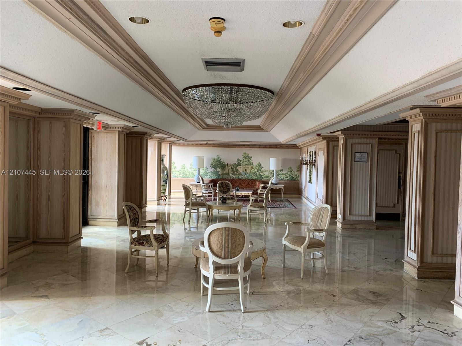 6039 Collins Avenue Ph21 Property Photo 36