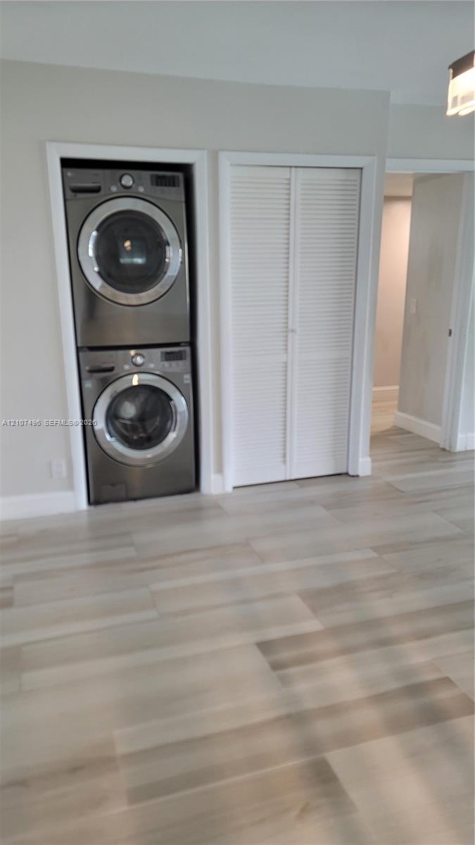 330 Racquet Club Road 204 Property Photo 12