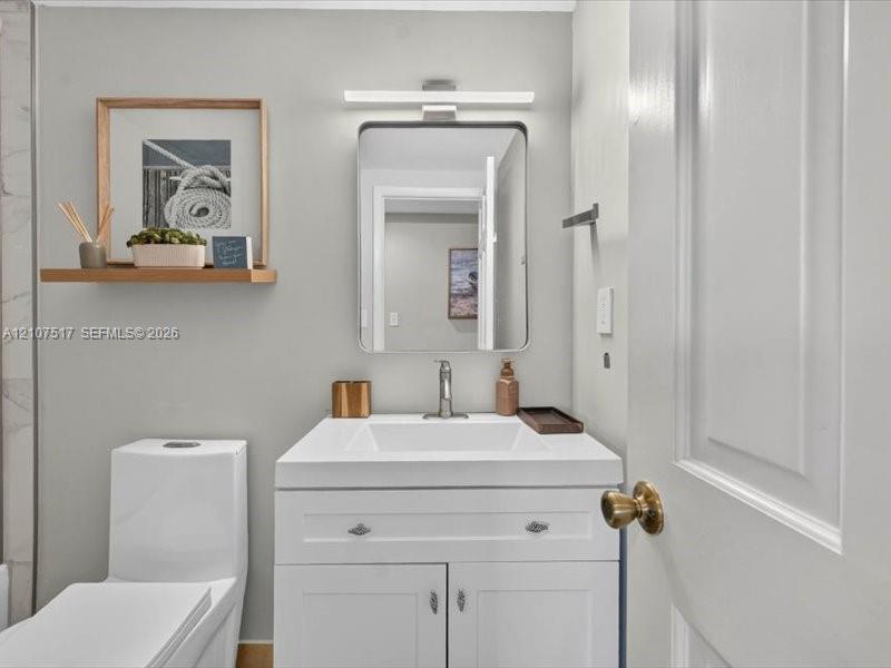 16531 Ne 35th Avenue 402-11 Property Photo 44