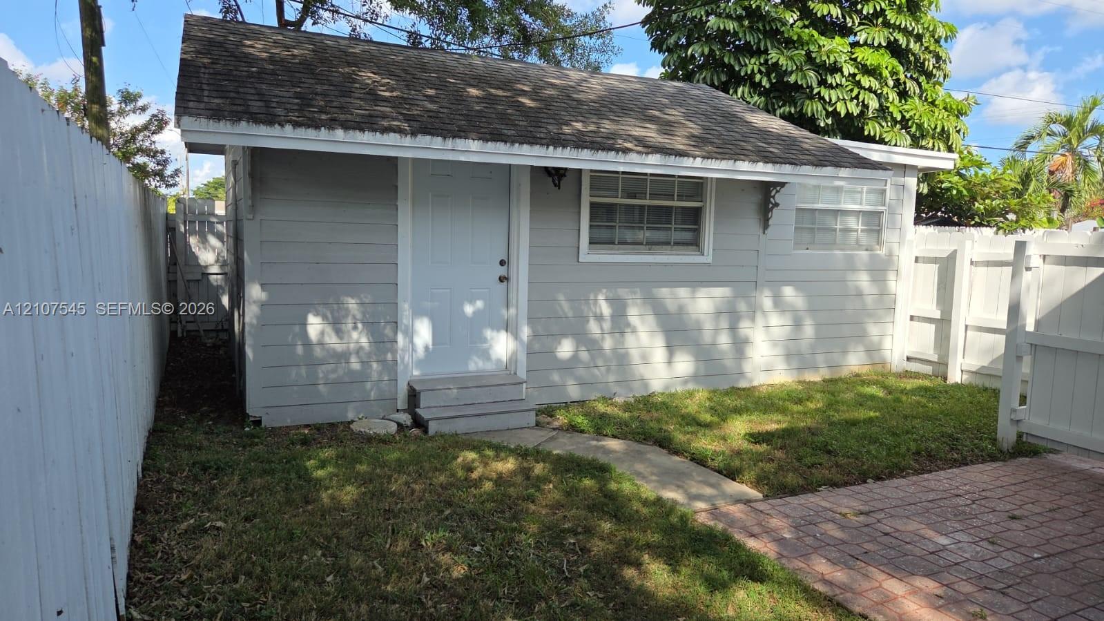 6431 Hayes Street 3 Property Photo 1