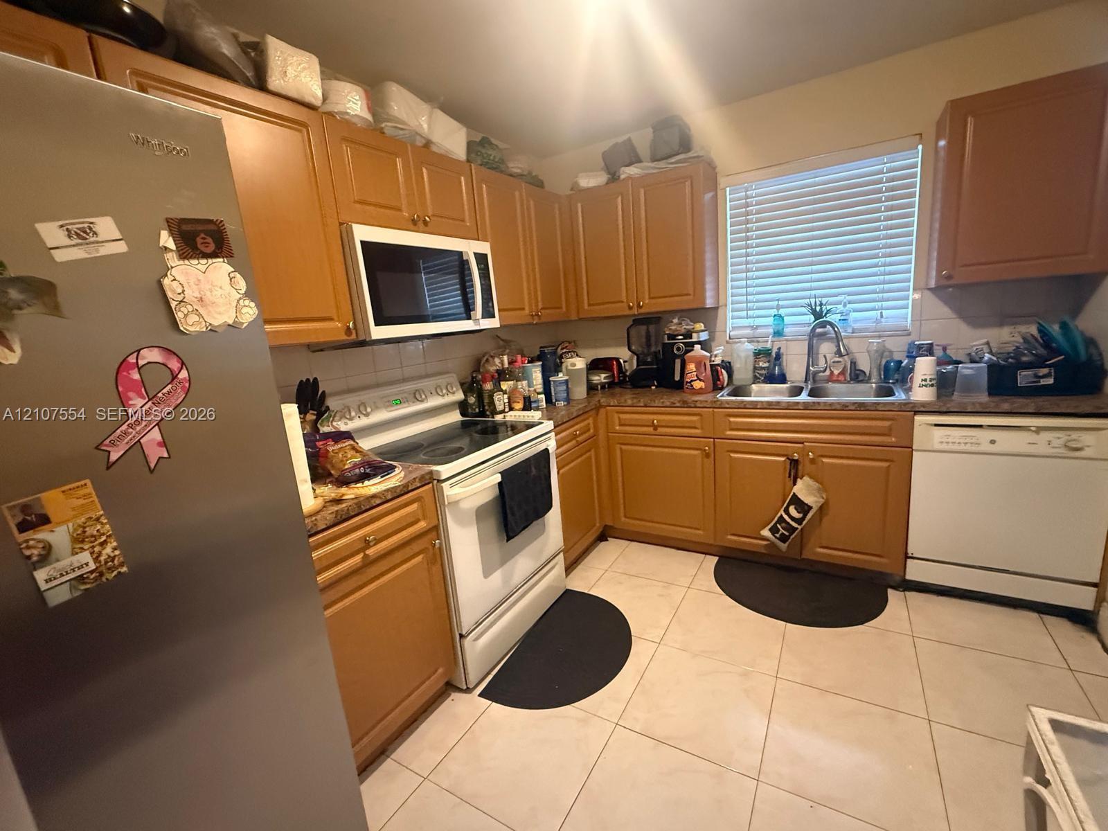 2832 Fillmore Street 15 Property Photo 1