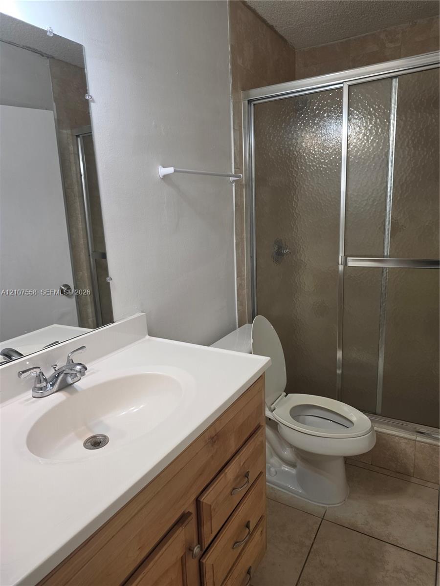 A12107558 Property Photo 13