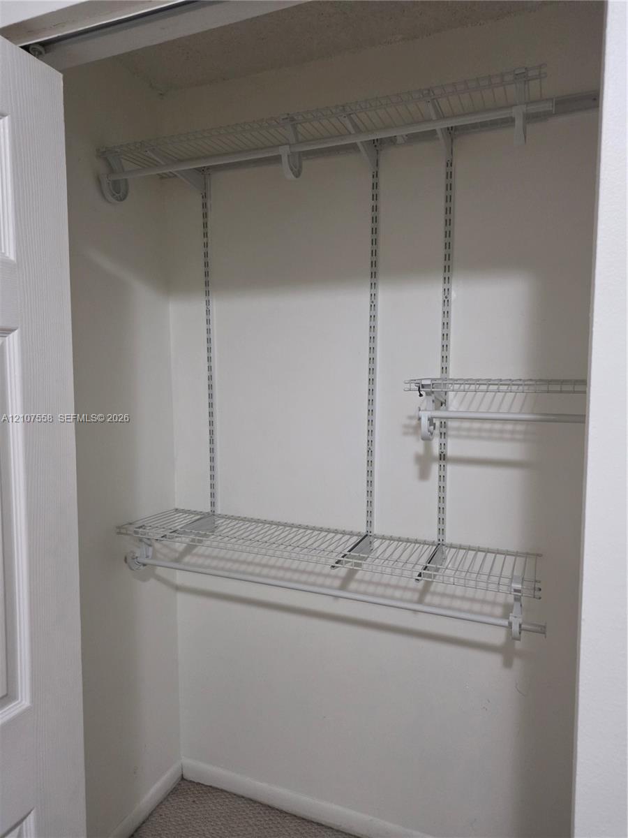 A12107558 Property Photo 23