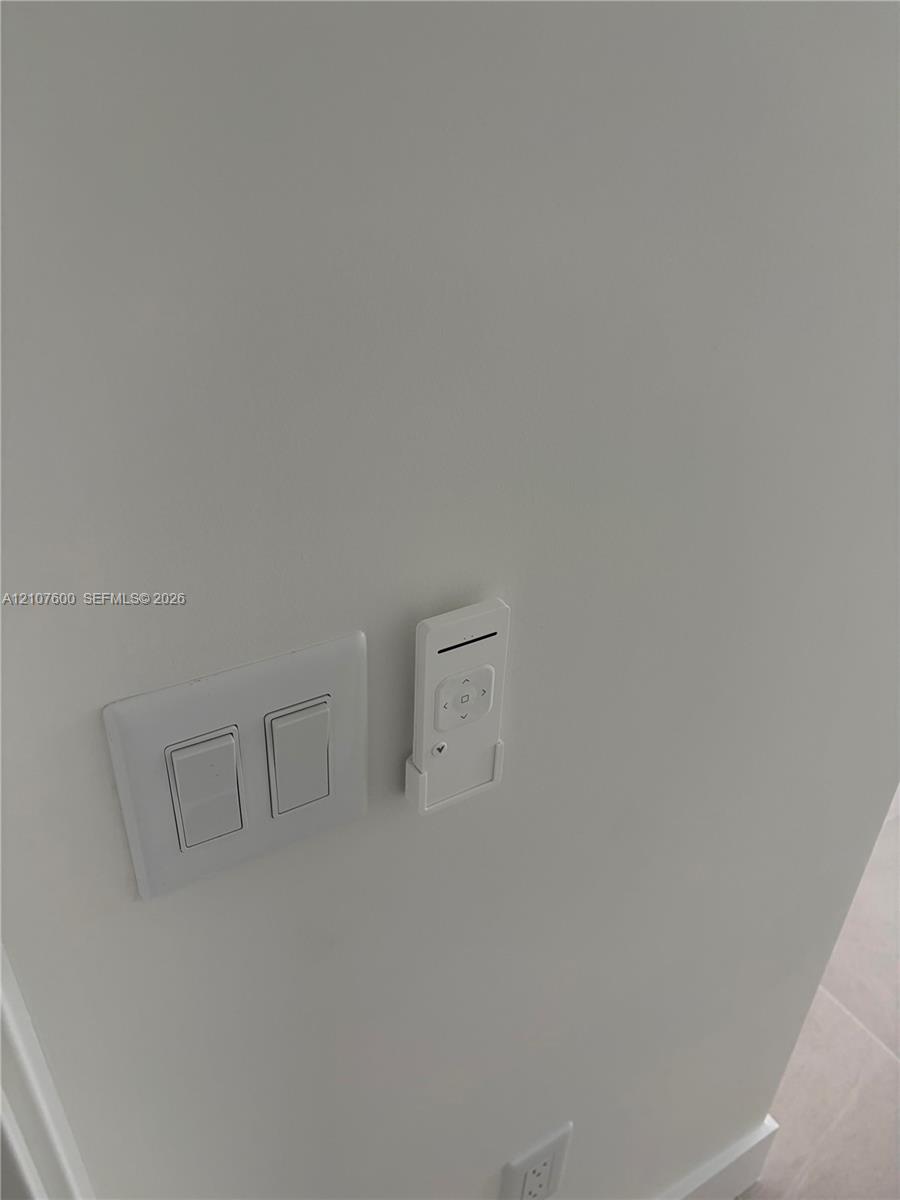 1170 E Hallandale Beach Boulevard 2409 Property Photo 75